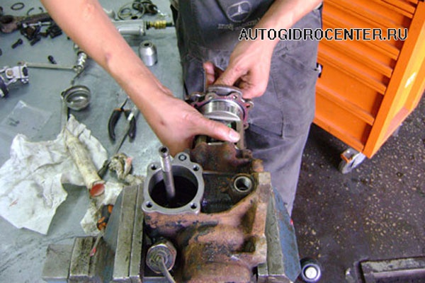 ремонт рулевых редукторов