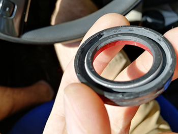 замена сальника рулевого механизма